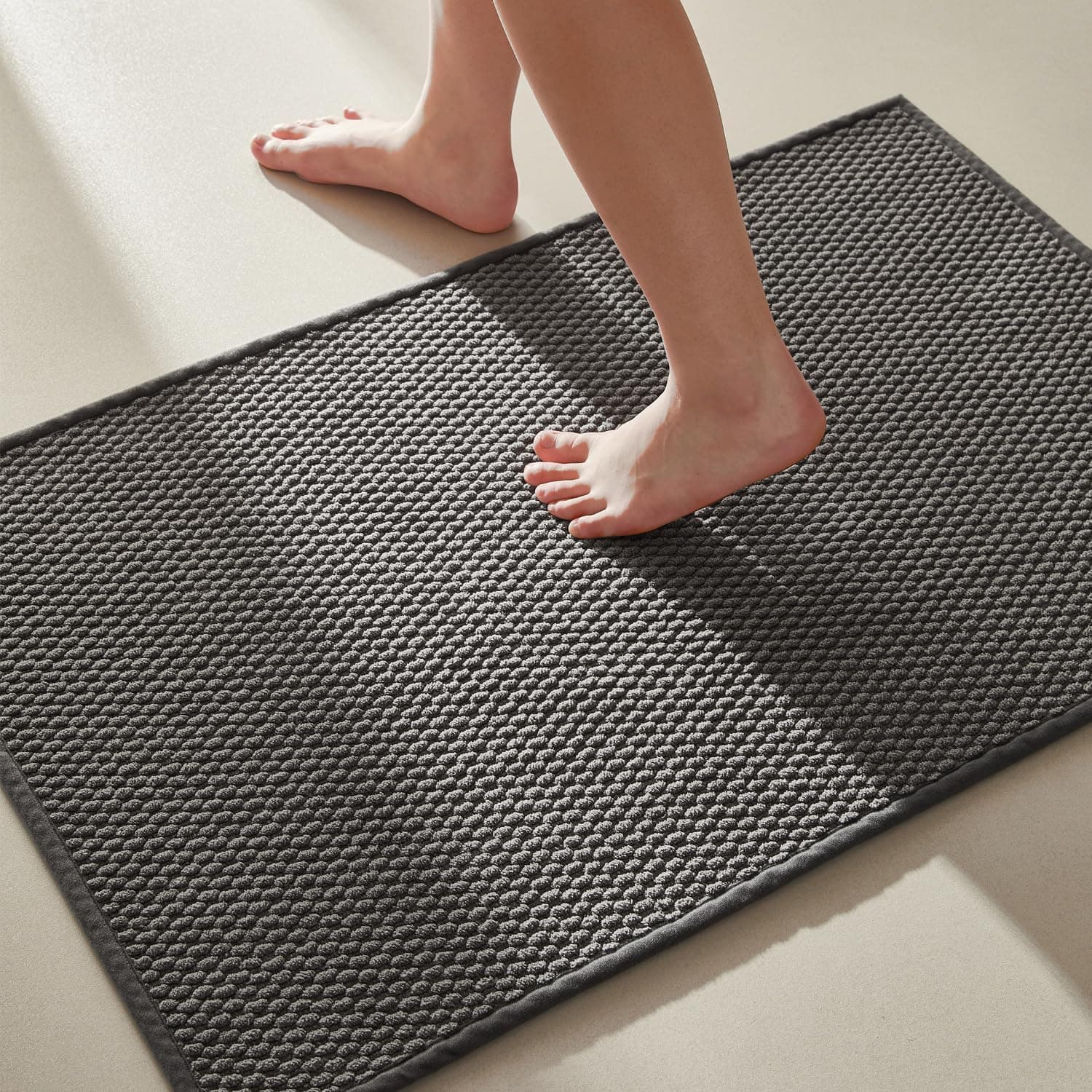 TYUU Thin Low-Pile Bath Mat, 16 x 24 in